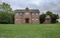 89 HADRIAN COURT, MARTINSBURG, WV 25403