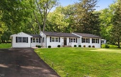 20 Little Philadelphia Rd, Washington Twp., NJ 07882