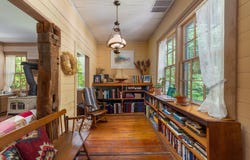 8425 Parshallville Road, Fenton, MI 48430