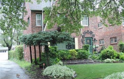 2323 Scholl Road, University Heights, OH 44118