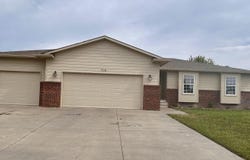 700 Hunter Ct, McPherson, KS 67460