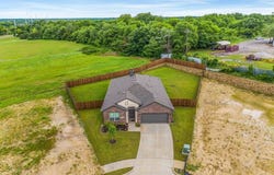 300 Heritage Grove Road, Blue Ridge, TX 75424