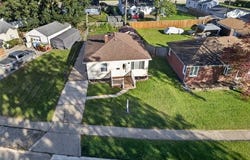 88 Potter Drive, Belleville, MI 48111