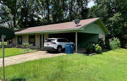 110 General Beauregard Drive, Vivian, LA 71082