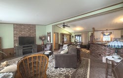 10 Maple Ridge, Manteno, IL 60950