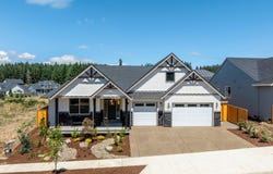 785 RILEY DR, Silverton, OR 97381