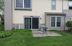 1334 Gloucester Circle, Carol Stream, IL 60188