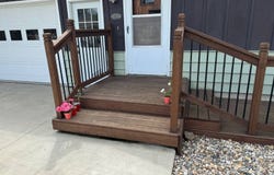 322 5th St E, Bottineau, ND 58318