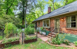 104 Holcomb Drive, Williamsburg, VA 23185