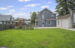 119 S CARLISLE STREET, NEW BLOOMFIELD, PA 17068