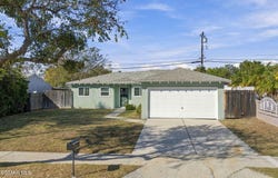 2165 Lupin Street, Simi Valley, CA 93065
