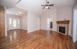 1376 N Sandy Creek Circle, Nixa, MO 65714