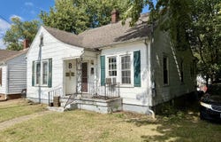 605 W 10th Street, Metropolis, IL 62960