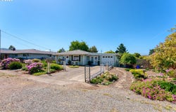 311 MAPLE ST, Brookings, OR 97415
