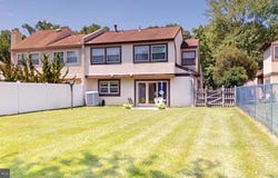 20 PEREGRINE DRIVE, VOORHEES, NJ 08043