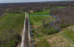 20765 Oak Rest Road, Brighton, IL 62012