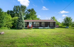 5886 W Clarksville Road, Lake Odessa, MI 48849