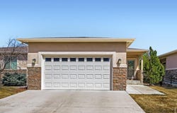820 13th St, Berthoud, CO 80513