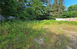 16 Vars Lane, Westerly, RI 02808