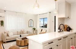 17 Sunset Ave, Venice, CA 90291
