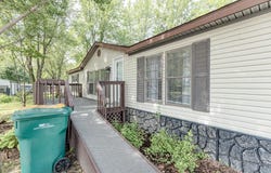 806 28th St 85, Milford, IA 51351