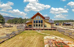 25 Jarosa Creek Rd, Angel Fire, NM 87110