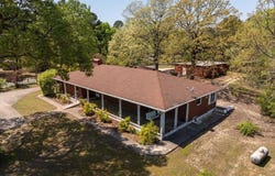 Mena, AR 71953