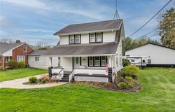 1034 Schneider Street SE, North Canton, OH 44720