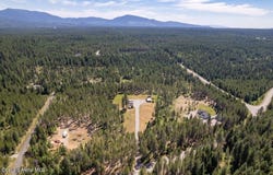17320 E PERIMETER RD, Athol, ID 83801