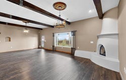 1628 Drake Road, Los Lunas, NM 87031