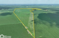 Co. Rd. 102 / 227th St., Lake Crystal, MN 56055