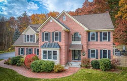 10 Maiden Lane, Bedford, NH 03110