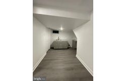 2009 WOODBERRY STREET, HYATTSVILLE, MD 20782