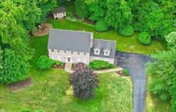 39 Jackson Cir, Franklin, MA 02038