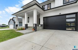 3504 E Broken Arrow St, Sioux Falls, SD 57103