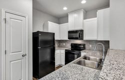 211 Peruna DR, Marble Falls, TX 78654