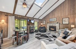 1113 Little Bear Run, Pocono Pines, PA 18350