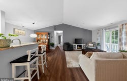 146 CRESTMONT Drive, MANTUA, NJ 08051