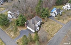 5 Fenwick Drive, Avon, CT 06001
