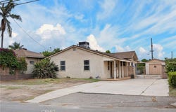 10646 Nettleton St, Sun Valley, CA 91352