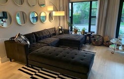 2 NE 44 ST, Miami, FL 33137