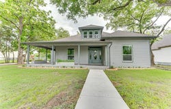200 Olive Street, Lone Oak, TX 75453