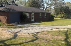 3 Cottonhill Rd, Eufaula, AL 36027