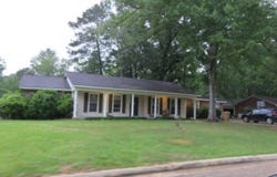 314 Wright Dr, Selma, AL 36701