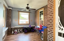 16 N Pearl Street, Knox, IN 46534
