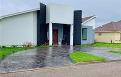 800 New Orleans Circle, Pharr, TX 78577