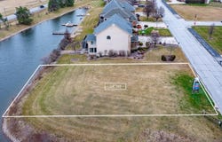 10360 Doubletree Drive S, Crown Point, IN 46307