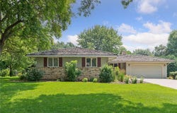 11109 Territorial Court, Burnsville, MN 55337