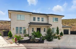 1951 W CEDAR BREAKS DR, Hurricane, UT 84737