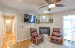 115 NE Green Street, Lee's Summit, MO 64063